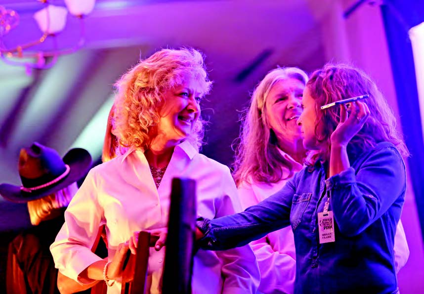 Songwriters Raise Money